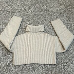 Cropped turtle neck sweater